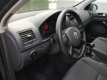 Volkswagen Golf V Hatchback 1.6 i 102KM 2005 Volkswagen Golf 1.6 MPI 102KM Klima Parktronik, zdjęcie 10