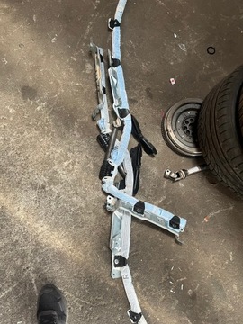 KURTYNA PRAWA BMW X1 E84