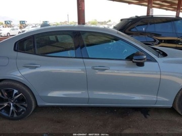 Volvo S60 III 2025 Volvo S60 B5 Plus 2025 2.0l 2.0 Benzyna 247KM, zdjęcie 6