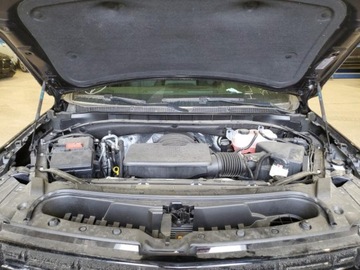 Chevrolet Suburban GMT900 2024 Chevrolet Suburban K1500 Rst 2024 5.3l 5.3 Benzyna 355KM, zdjęcie 6