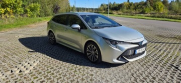 Toyota Corolla XII TS Kombi 2.0 Hybrid Dynamic Force 184KM 2019 Toyota Corolla XII 2.0 Combi Hybryda Komfort + Tech