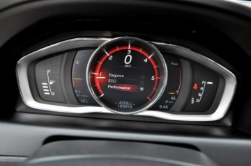 Volvo XC60 I SUV Facelifting 2.0 D4 DRIVE-E 190KM 2017 Volvo XC 60 2,0 190KM D4 Automat Navi Skóra, zdjęcie 21