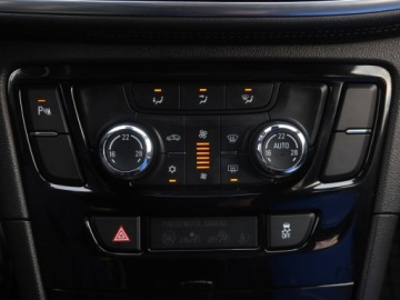 Opel Mokka I SUV 1.4 Turbo ECOTEC 140KM 2017 Opel Mokka 1.4 Turbo, Salon Polska, Serwis ASO, zdjęcie 12