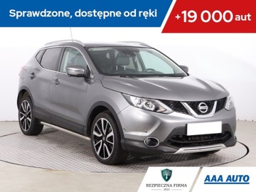 Nissan Qashqai II Crossover 1.2 DIG-T 115KM 2016 Nissan Qashqai 1.2 DIG-T, Salon Polska, Automat
