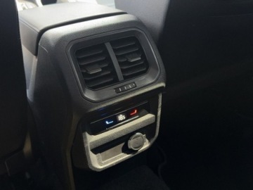 Volkswagen Tiguan Allspace SUV Facelifting 2.0 TSI 245KM 2022 Volkswagen Tiguan Allspace Allspace 2.0 TSI 4Motion DSG 245 KM Gwarancja, zdjęcie 27