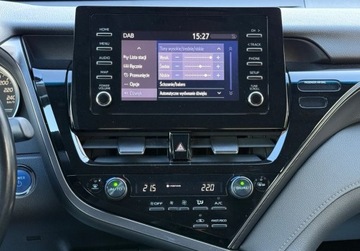 Toyota Camry IX Sedan 2.5 Hybrid Dynamic Force 218KM 2021 Toyota Camry Salon Polska, Serwis ASO, Gwarancja, FV-23 2.5 Hybryda 218KM, zdjęcie 8