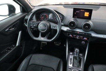 Audi Q2 2018 Audi Q2 35 TFSI, Serwis ASO, Automat, Skóra, Navi, zdjęcie 6