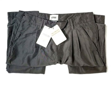 Spodnie tkaninowe czarne rozm.32 modal BERSHKA