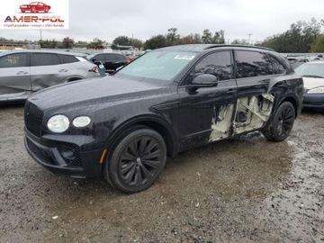 Bentley Bentayga 2023 Bentley Bentayga 2023 4.0l 4.0 Benzyna 542KM