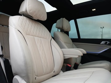 BMW X7 SUV 3.0 30d 265KM 2020 BMW X7 BMW X7 30d, Fotele kapitańskie, Salon PL, F, zdjęcie 17