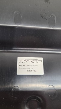 Пассажирское сиденье KTM Duke 890