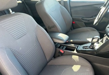 Ford Focus III Kombi Facelifting 2.0 TDCi 150KM 2018 Ford Focus Focus 2,0 TDCI 150KM, 119.000KM, Automat, Xenon, Navi, Idealny, zdjęcie 18