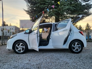 Toyota Yaris III Hatchback 5d Facelifting Hybrid 100KM 2016 Toyota Yaris 1.5 Hybrid 100% Org Przebieg 132 Tyś, zdjęcie 38
