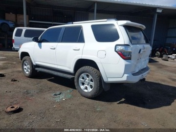 Toyota 2020 Toyota 4-Runner 2020r., SR5, od ubezpieczalni 4.0 Diesel 270KM, zdjęcie 4