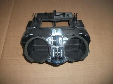 MERCEDES CLK 209 W209 VENTILACE MŘÍŽKA VSTUP STŘEDNÍ