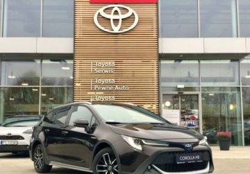 Toyota Corolla XII TS Kombi 2.0 Hybrid Dynamic Force 184KM 2021 Toyota Corolla Corolla Hybrid 2.0 184 Trek FV23 Salon PL Oferta Kinto