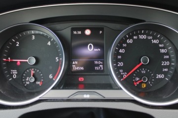 Volkswagen Passat B8 Variant Facelifting 2.0 TDI SCR 150KM 2022 Volkswagen Passat BUSINESS, zdjęcie 4