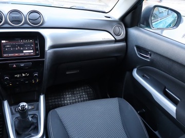 Suzuki Vitara III SUV 1.6 VVT 120KM 2015 Suzuki Vitara 1.6 VVT, Salon Polska, zdjęcie 7