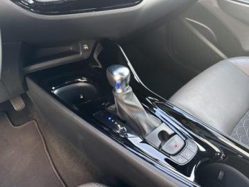 Toyota C-HR I Crossover Facelifting 1.8 Hybrid 122KM 2023 Toyota C-HR 1.8 Hybrid Executive 1.8 Hybrid Execut, zdjęcie 22