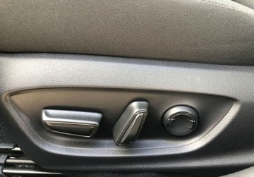 Toyota Prius V (XW60) 2.0  Hybrid Dynamic Force Plug-in 223KM 2023 Toyota Prius Prius Rej. 2024 Prestige FV23 Salon PL Serwis ASO 1 wl., zdjęcie 25