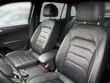 Volkswagen Tiguan II SUV Facelifting 2.0 TDI 200KM 2021 Volkswagen Tiguan R-line Kamery 360 HarmanKardon Zawieszenie DCC ACC Faktu, zdjęcie 9