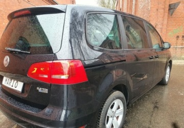Volkswagen Sharan II Van 2.0 TDI-CR BMT 170KM 2011 Volkswagen Sharan Bi-Xenon LED Kamera GetHelp 2.0 Diesel 170KM, zdjęcie 4