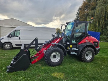 Ładowarka kołowa Yanmar V7HW