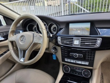 Mercedes CLS W218 Coupe 250 CDI BlueEFFICIENCY 204KM 2013 MERCEDES CLS 250 CDI 2.2l diesel 204KM Przebieg: 137,768km Zadbane wnętrze, zdjęcie 10