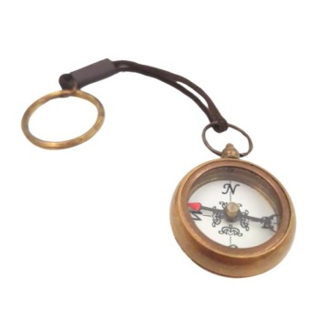 Брелок компас, подарок путешественнику