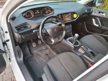 Peugeot 308 II SW Facelifting 1.5 BlueHDI 130KM 2019 Peugeot 308 2019r 1.5 HDi 130 KM Salon PL, zdjęcie 16