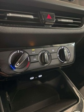 Skoda Fabia IV 1.0 TSI 95KM 2023 Skoda Fabia Ambition 1.0 TSI 95KM Niski przebieg Tempomat FV23 95KM, zdjęcie 17