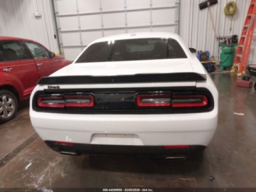 Dodge Challenger III 2023 Dodge Challenger Gt 2023 3.6 Benzyna 303KM, zdjęcie 3