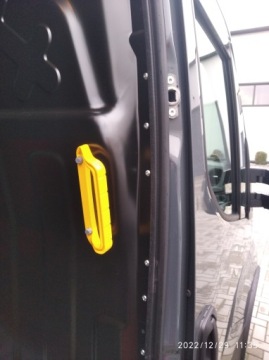 РУЧКА ДЛЯ ГРУЗОВОГО ПРОСТРАНСТВА IVECO DAILY 93916702