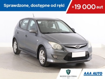 Hyundai i30 I Hatchback 1.4 109KM 2010 Hyundai i30 1.4 CVVT, Salon Polska, Klima,ALU
