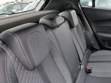 Peugeot 2008 II SUV 1.2 PureTech 130KM 2023 Peugeot 2008 Lift Automat Navi Sensor Elektryka PDC Alu 1.2 Benzyna 130KM, zdjęcie 15