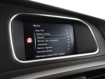 Volvo V40 II Cross Country 2.0 D2 DRIVE-E 120KM 2015 Volvo V40 klima auto czujniki parkowania, zdjęcie 23