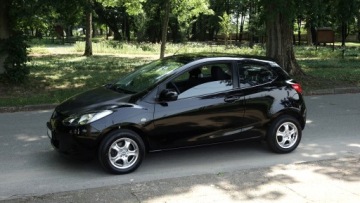 Mazda 2 II Hatchback 5d 1.3 86KM 2009 Mazda 2 .. Klimatyzacja .. 2 komplety kół .. Kontrola trakcji .., zdjęcie 24