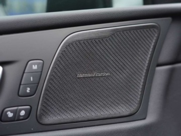 Volvo XC60 II 2025 VOLVO XC60 B5 AWD Ultra Black Edition Suv 2.0 (264KM) 2025, zdjęcie 12