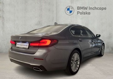 BMW Seria 5 G30-G31 Limuzyna Facelifting 3.0 530d 286KM 2022 BMW Seria 5 Luxury Line l Hak Holowniczy l Adaptacyjny Tempomat l VAT23, zdjęcie 4