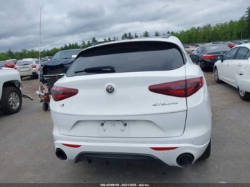 Alfa Romeo Stelvio SUV Facelifting 2.0 Turbo 280KM 2022 Alfa Romeo Stelvio Veloce Ti 2022 2.0l 2.0 Benzyna 280KM, zdjęcie 4