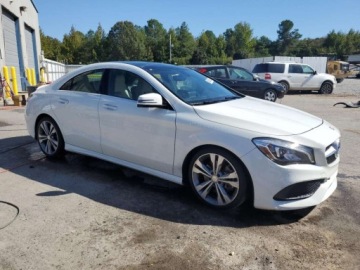 Mercedes CLA C117 2018 Mercedes-Benz CLA 250 2018 2.0 Benzyna 208KM, zdjęcie 4