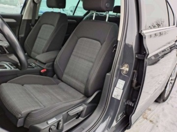 Volkswagen Passat B8 Limousine Facelifting 2.0 TDI SCR 150KM 2021 Volkswagen Passat VatMarzaVirtual CockpithakACC kameraod DealeraRata od 90, zdjęcie 10
