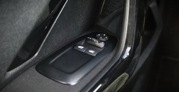 Peugeot 208 I Hatchback 3d 1.0 PureTech 68KM 2015 Peugeot 208 (Nr.182) 1.0 Benzyna Klimatyzacja Tempomat Parktronik Gwarancja, zdjęcie 27