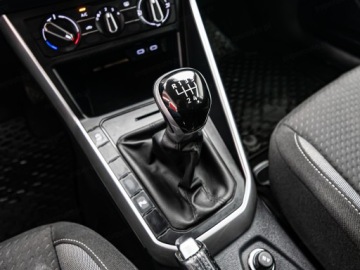 Volkswagen Polo VI Hatchback 5d Facelifting 1.0 TSI 95KM 2022 VOLKSWAGEN Polo 1.0 TSI Life Hatchback 95KM 2022, zdjęcie 18