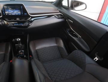 Toyota C-HR I Crossover 1.2L Turbo 116KM 2018 Toyota C-HR 1.2 Turbo, Salon Polska, Serwis ASO, zdjęcie 7