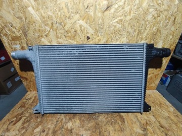 Inetrcooler AUDI Q7 4M 2015- 4M0145805C 4M0145805D 4M0145805E