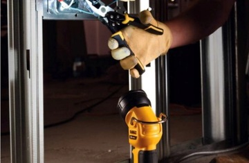 Аккумуляторная лампа Фонарик DeWALT 18 В DCL040