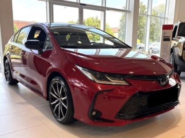 Toyota Corolla XII Sedan Facelifting 1.8 Hybrid 140KM 2025 Od ręki - GR Sport 1.8 Hybrid 140KM | Martwe pole!, zdjęcie 2