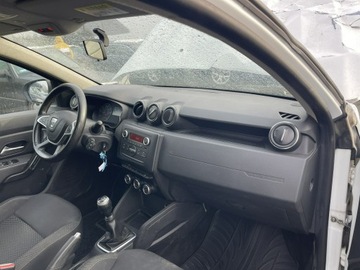 Dacia Duster II SUV 1.5 Blue dCi 115KM 2019 Dacia Duster 4x4 Klimatyzacja HAK, zdjęcie 9