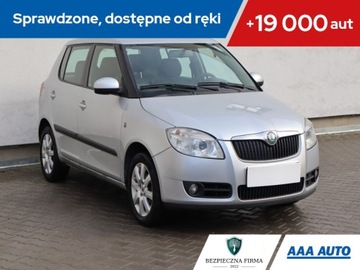 Skoda Fabia II Hatchback 1.2 i HTP 12V 70KM 2008